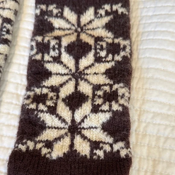 Brown Patterned Wool Socks - Picture 3 of 4